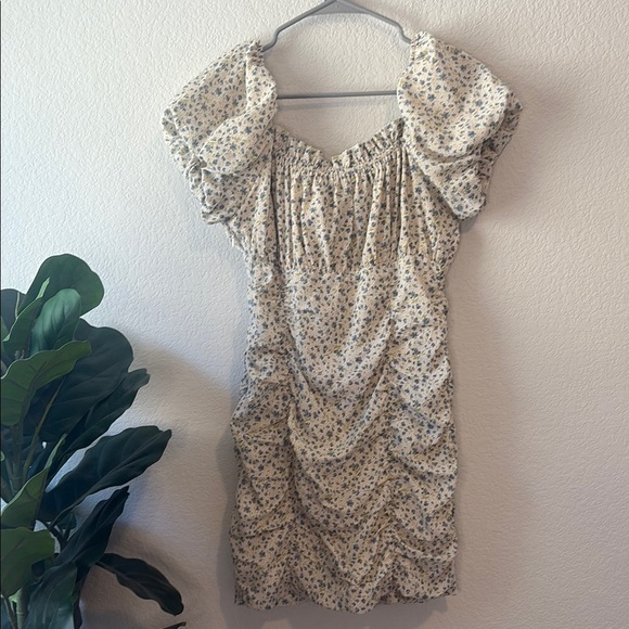 Lulu’s Medium dainty blue Floral Cream Dress - Picture 4 of 5